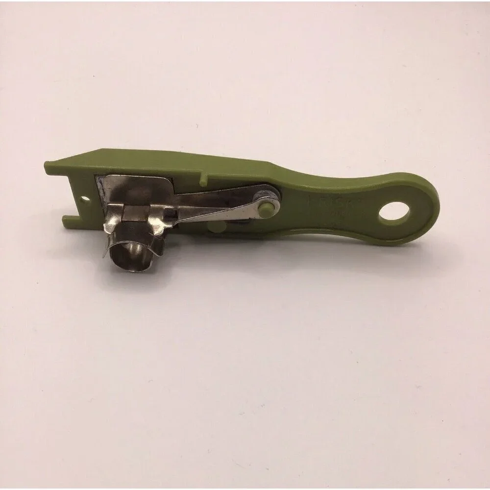 Vintage Bean Stringer and Slicer Green in Color